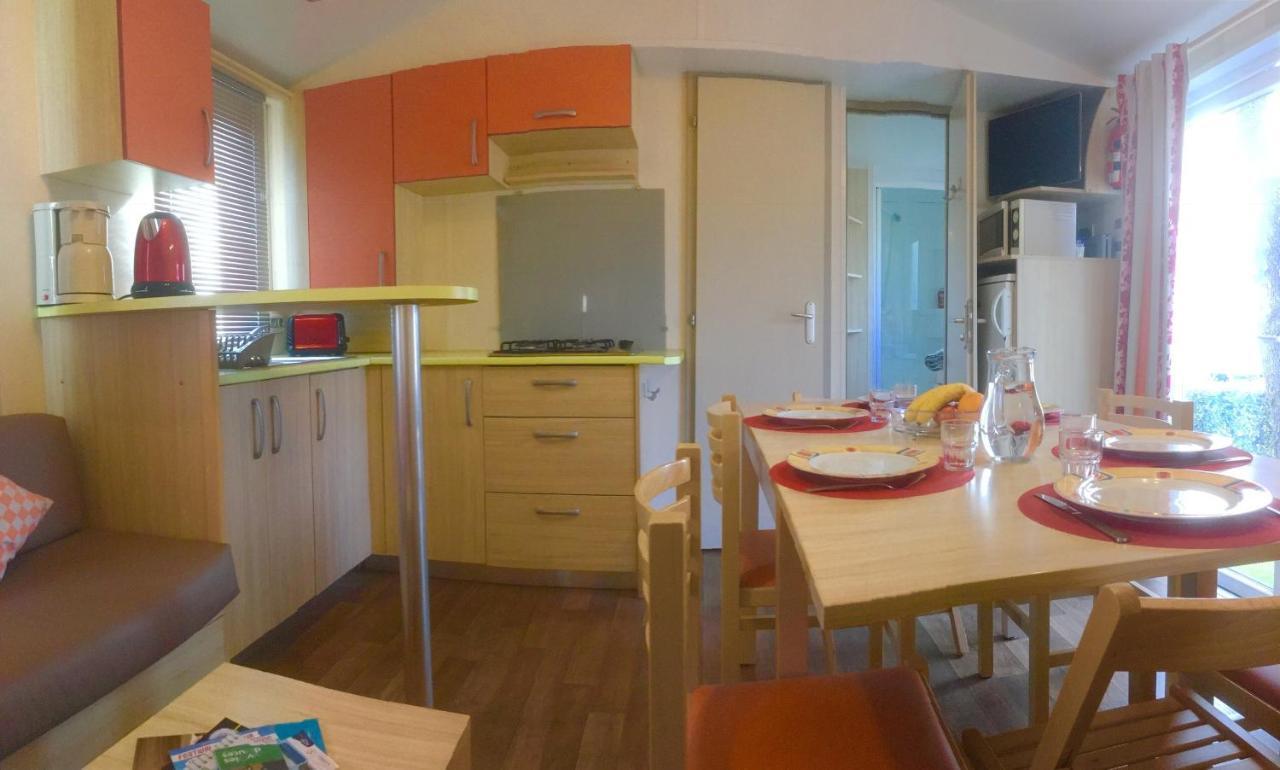 Mobilhome Climatise 3Ch 6P Dans Parc Des 7 Fonts Agde Bagian luar foto