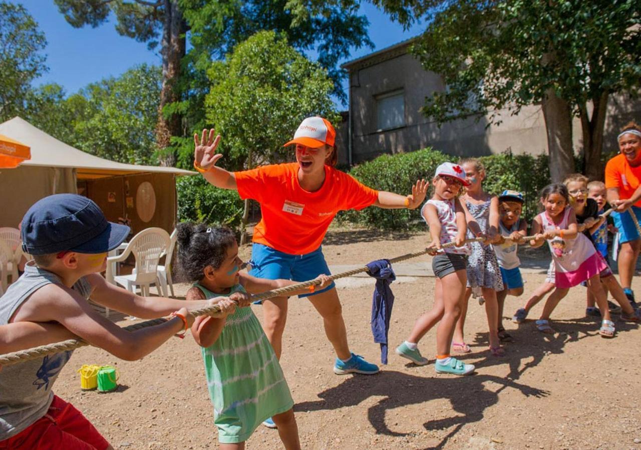 Mobilhome Climatise 3Ch 6P Dans Parc Des 7 Fonts Agde Bagian luar foto